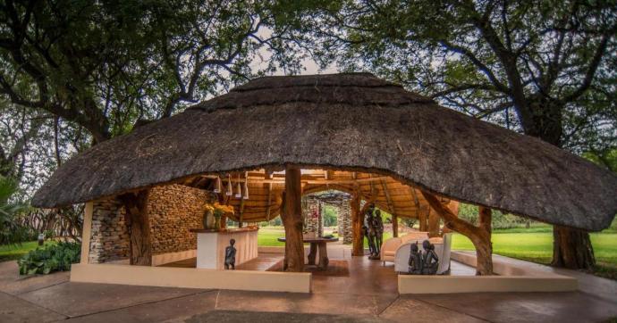 Karongwe River Lodge