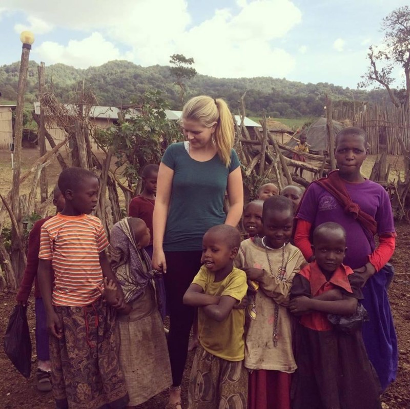 At bo og leve i Tanzania: En svenskers eventyr