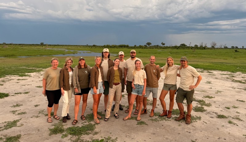 Hele Safarirejsers team i Botswana