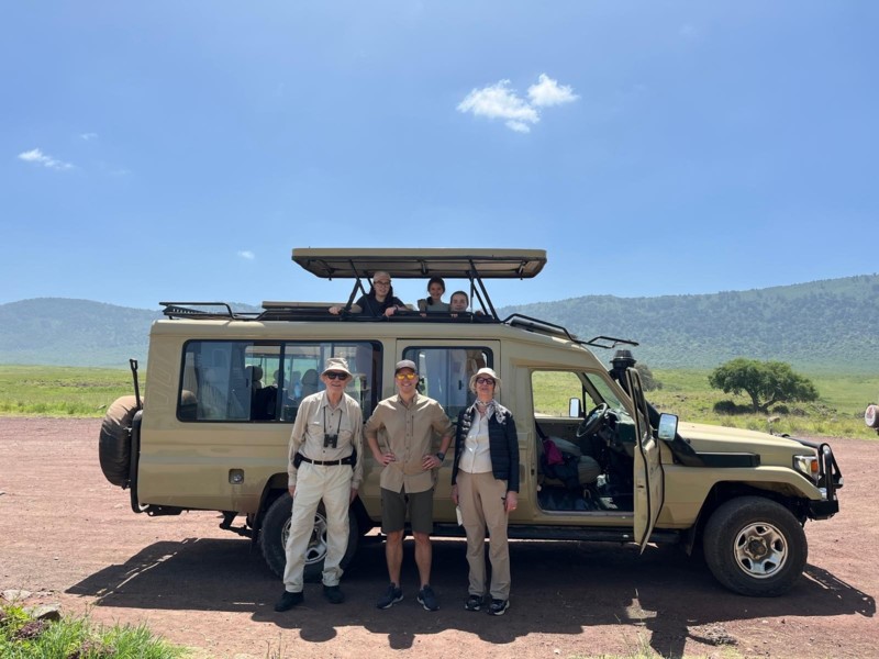 Familie p&aring; safari i Tanzania